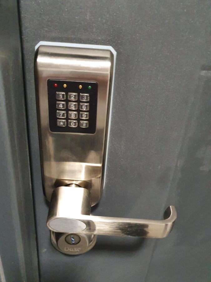 Nowe Apartamenty Ilawa Odnowiciela Z Klimatyzacja Exterior foto